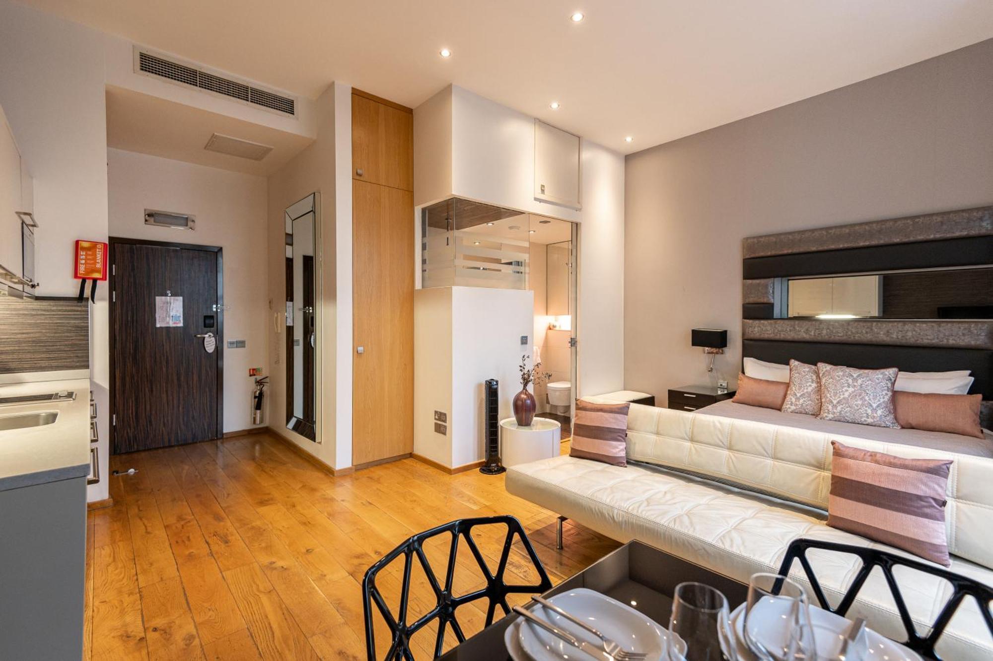 Space Aparthotel Лондон Екстер'єр фото