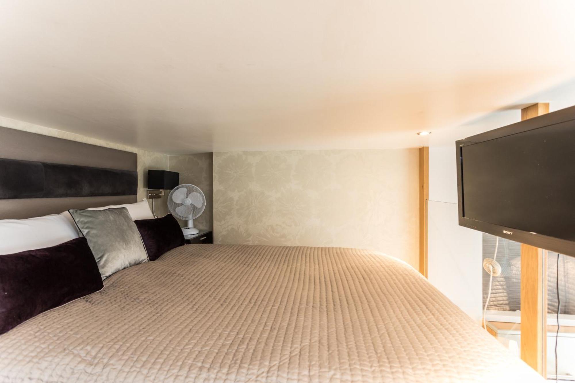 Space Aparthotel Лондон Екстер'єр фото